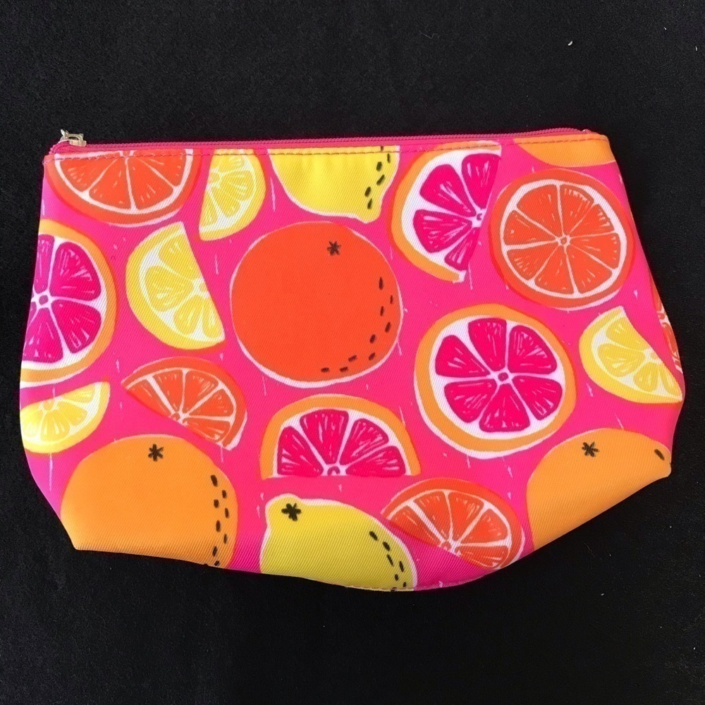 Clinique makeup bag 🍊 🍋
